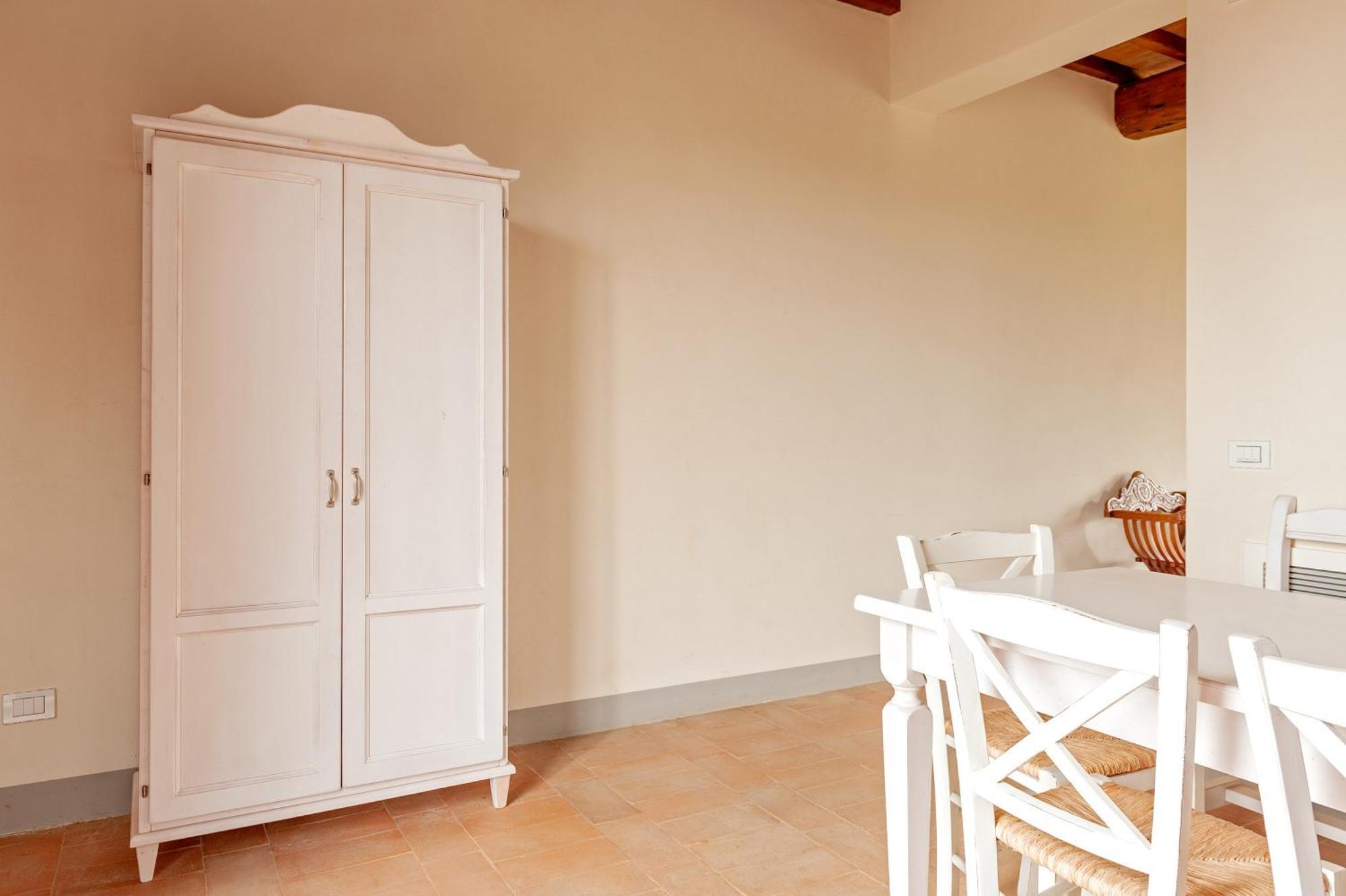 Il Borgo Delle Ville Palaia Exterior foto