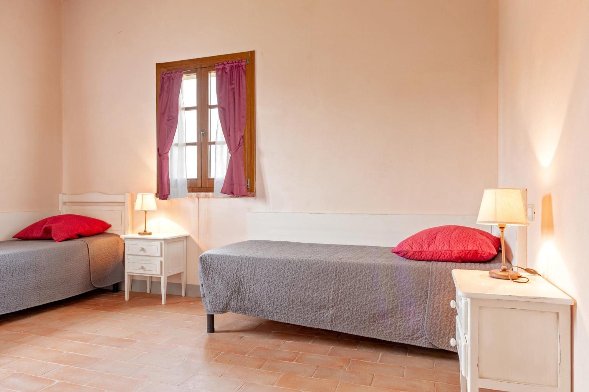 Il Borgo Delle Ville Palaia Exterior foto