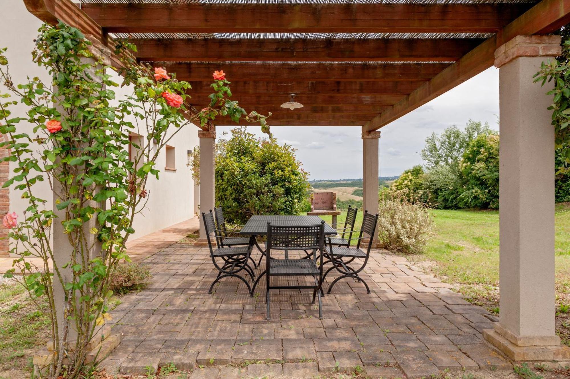 Il Borgo Delle Ville Palaia Exterior foto